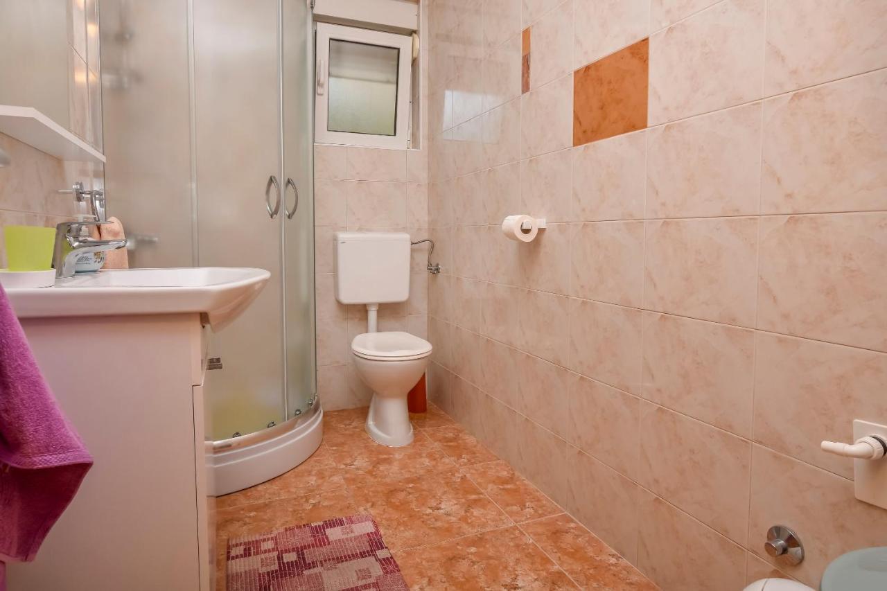 Apartments Markovic Rogoznica  Bilik gambar